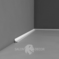 Плинтус Orac Décor CX133